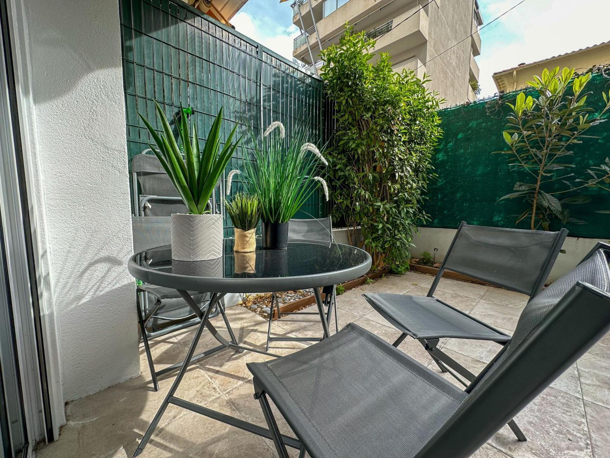 Cosy Madrid, Appartement Proche De La Mer Cannes Exterior photo